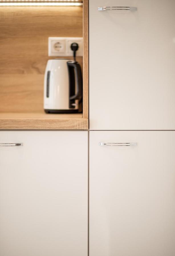 Jegmadar & Fekete Golya Apartmanok Mosonmagyaróvár Exterior foto