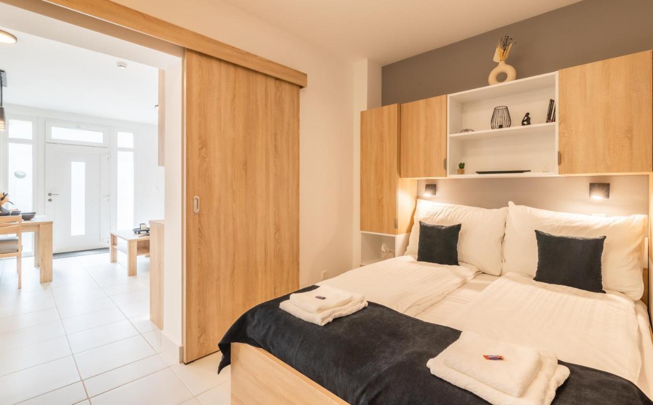 Jegmadar & Fekete Golya Apartmanok Mosonmagyaróvár Exterior foto
